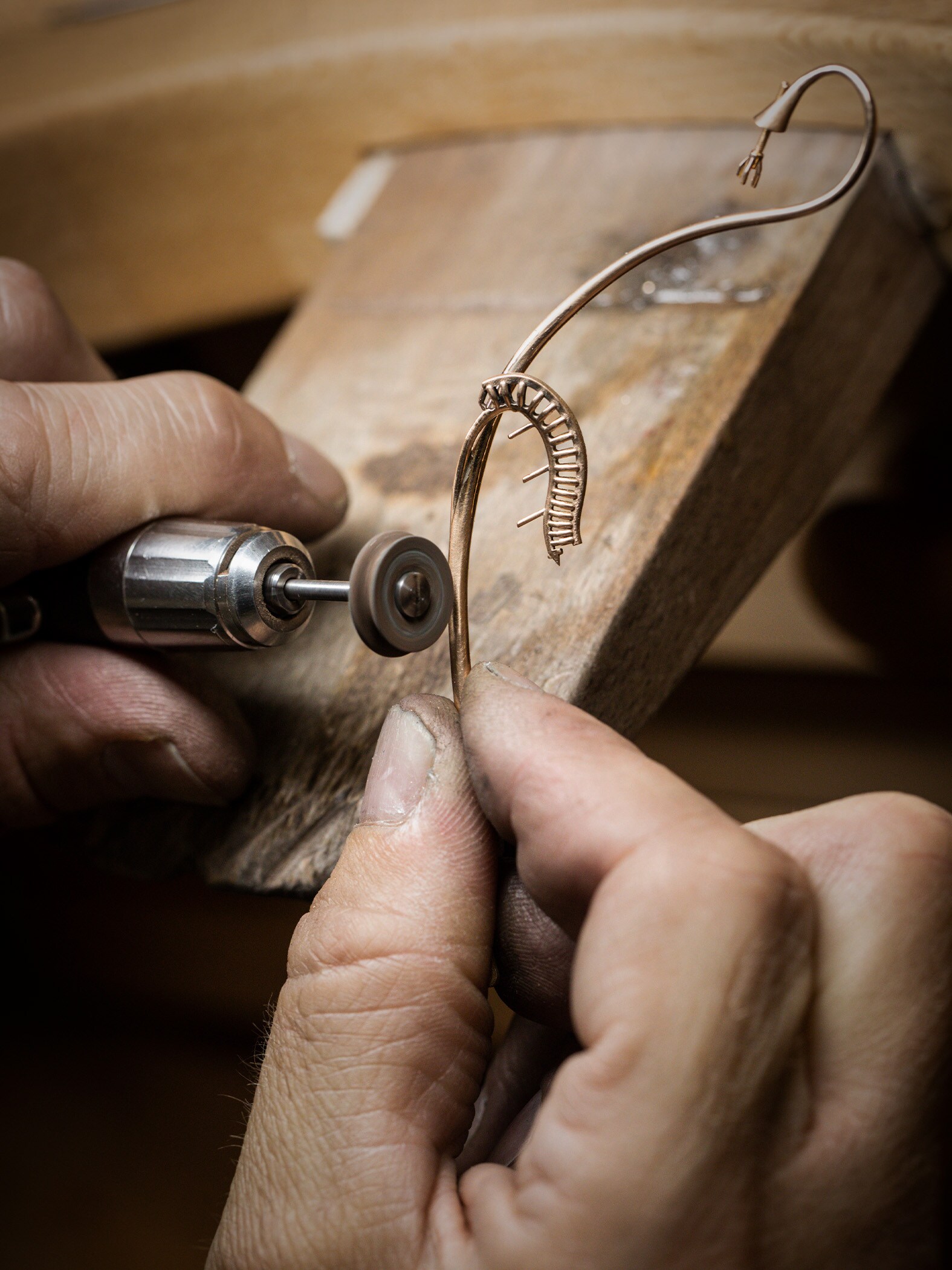 Pre-polishing the cyclamen stems. Extraordinary Objects collection, Van Cleef & Arpels.