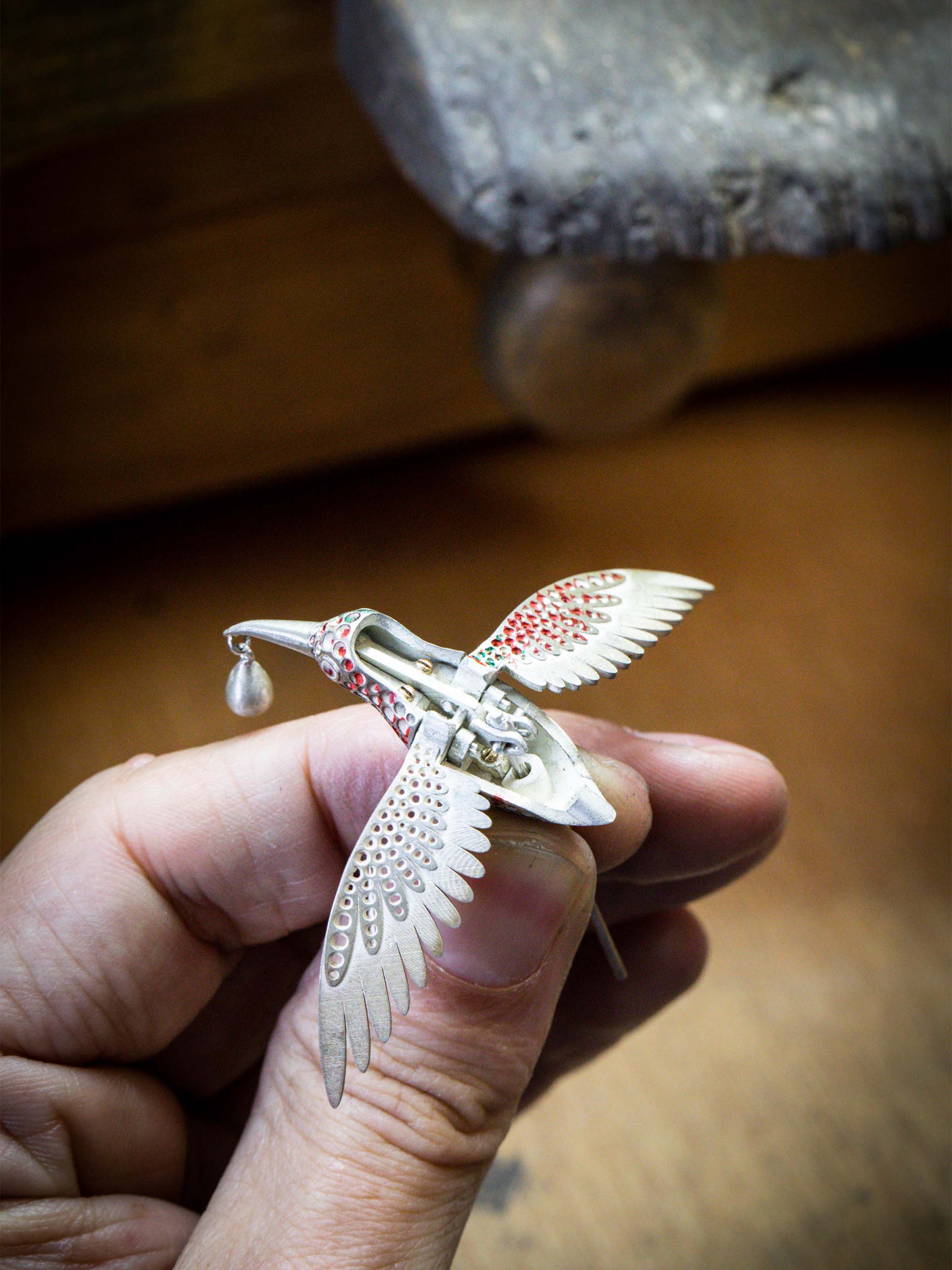 Testing the hummingbird wing’s mechanism on the silver mockup, Rêveries de Berylline automaton. Extraordinary Object, Van Cleef & Arpels