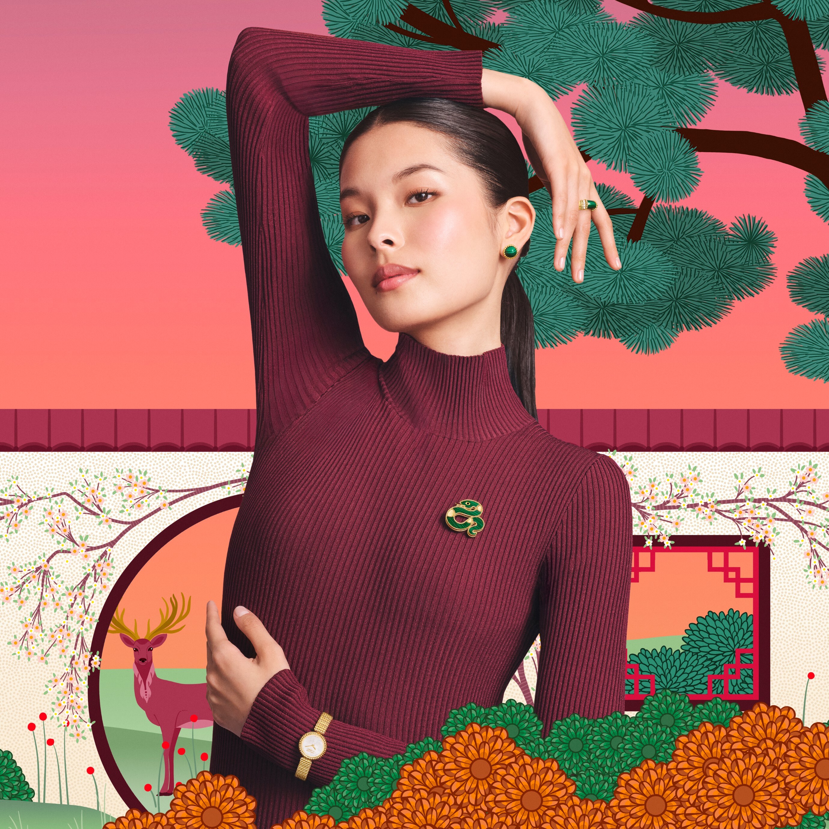 Lucky Animals Snake胸针，黄K金，孔雀石，缟玛瑙。Lucky Animals®系列，Van Cleef & Arpels梵克雅宝。 Perlée腕表，23毫米，黄K金，白色珍珠母贝，瑞士石英机芯；Perlée Couleurs戒指和耳环，黄K金，孔雀石，钻石。Perlée®系列，Van Cleef & Arpels梵克雅宝。