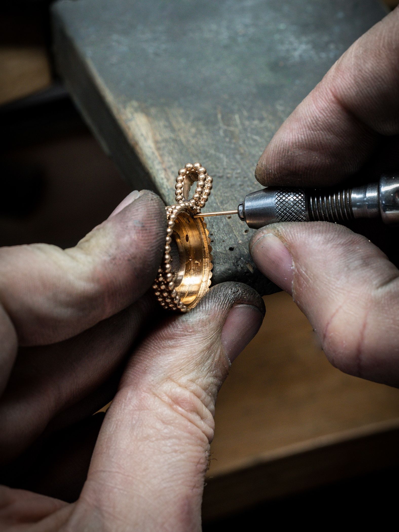 Jewelry work on the gold structure, Van Cleef & Arpels.