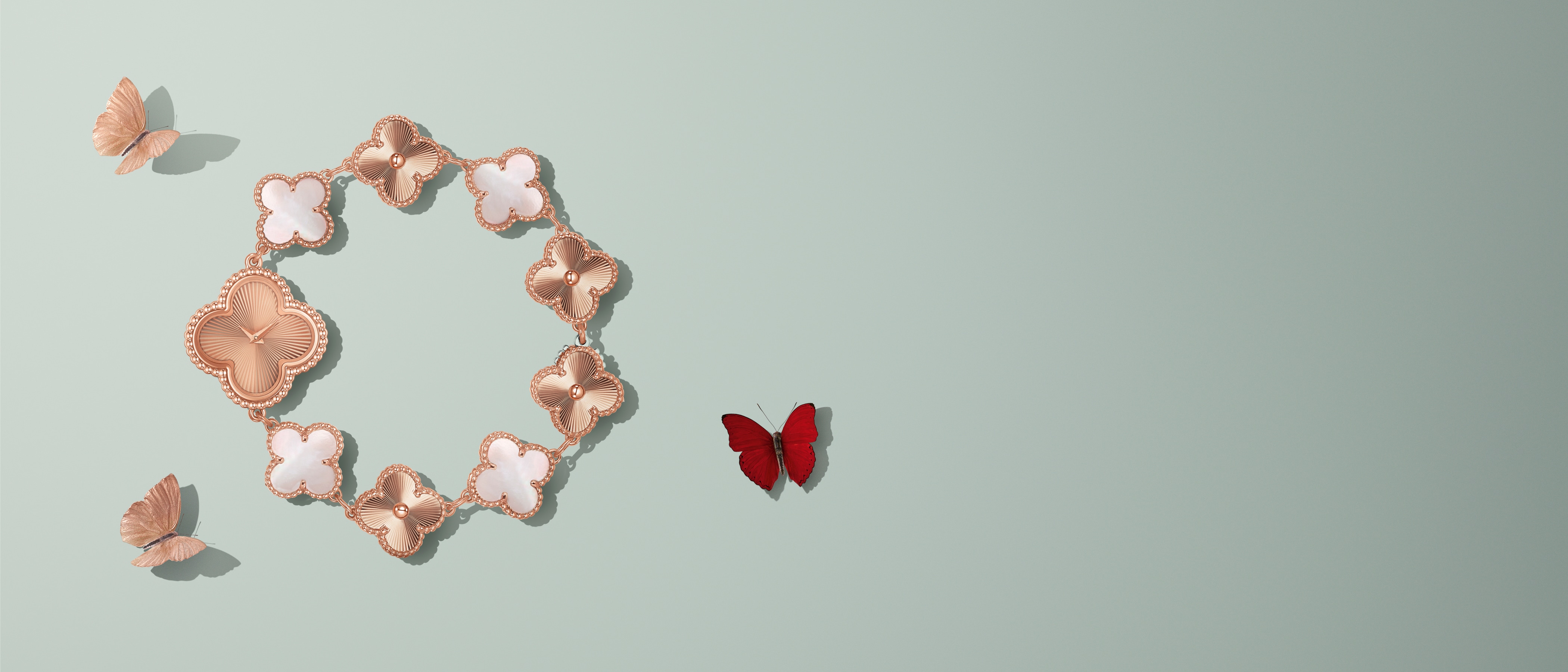 Alhambra系列®，梵克雅宝。