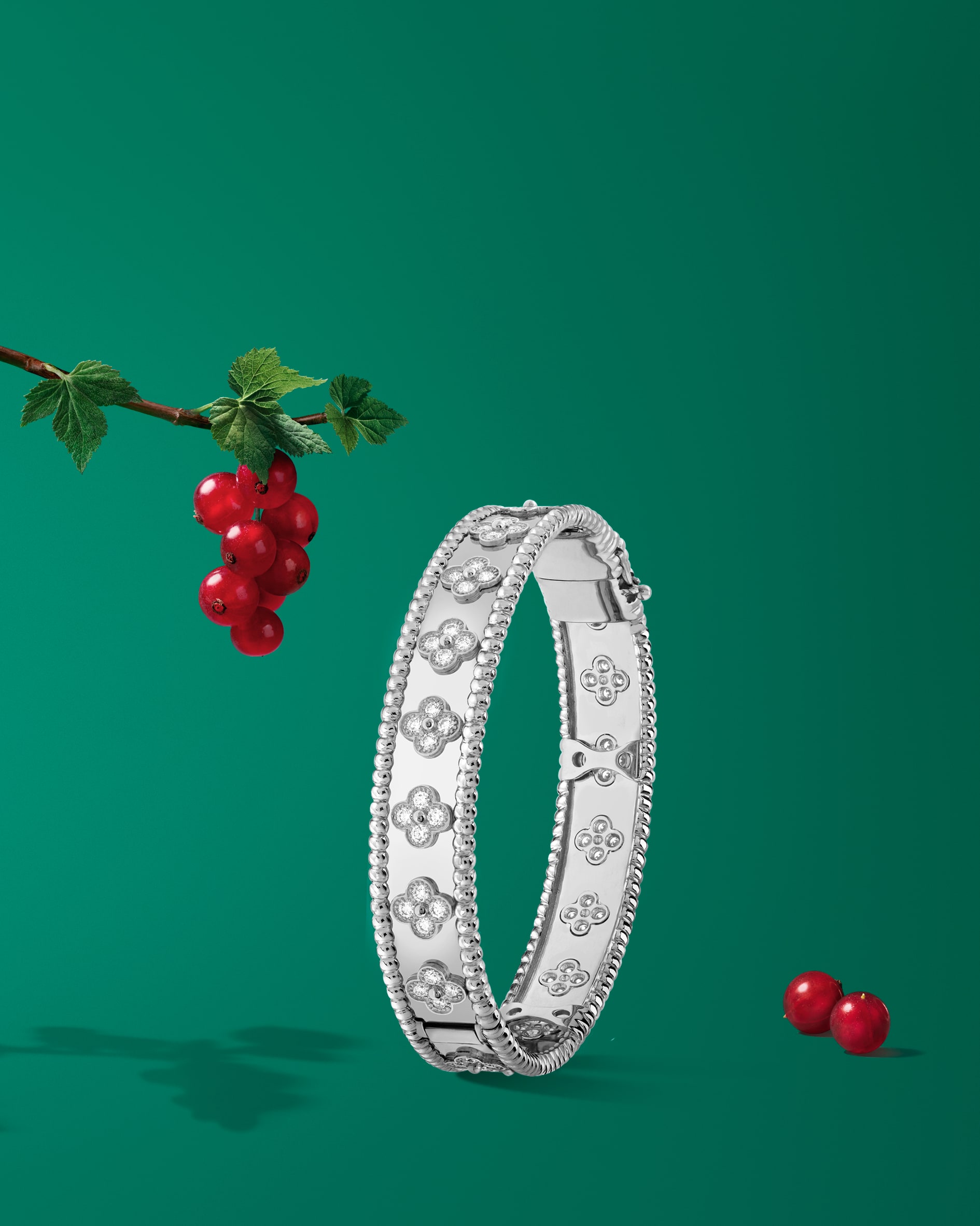 Perlée系列，Van Cleef & Arpels梵克雅宝。