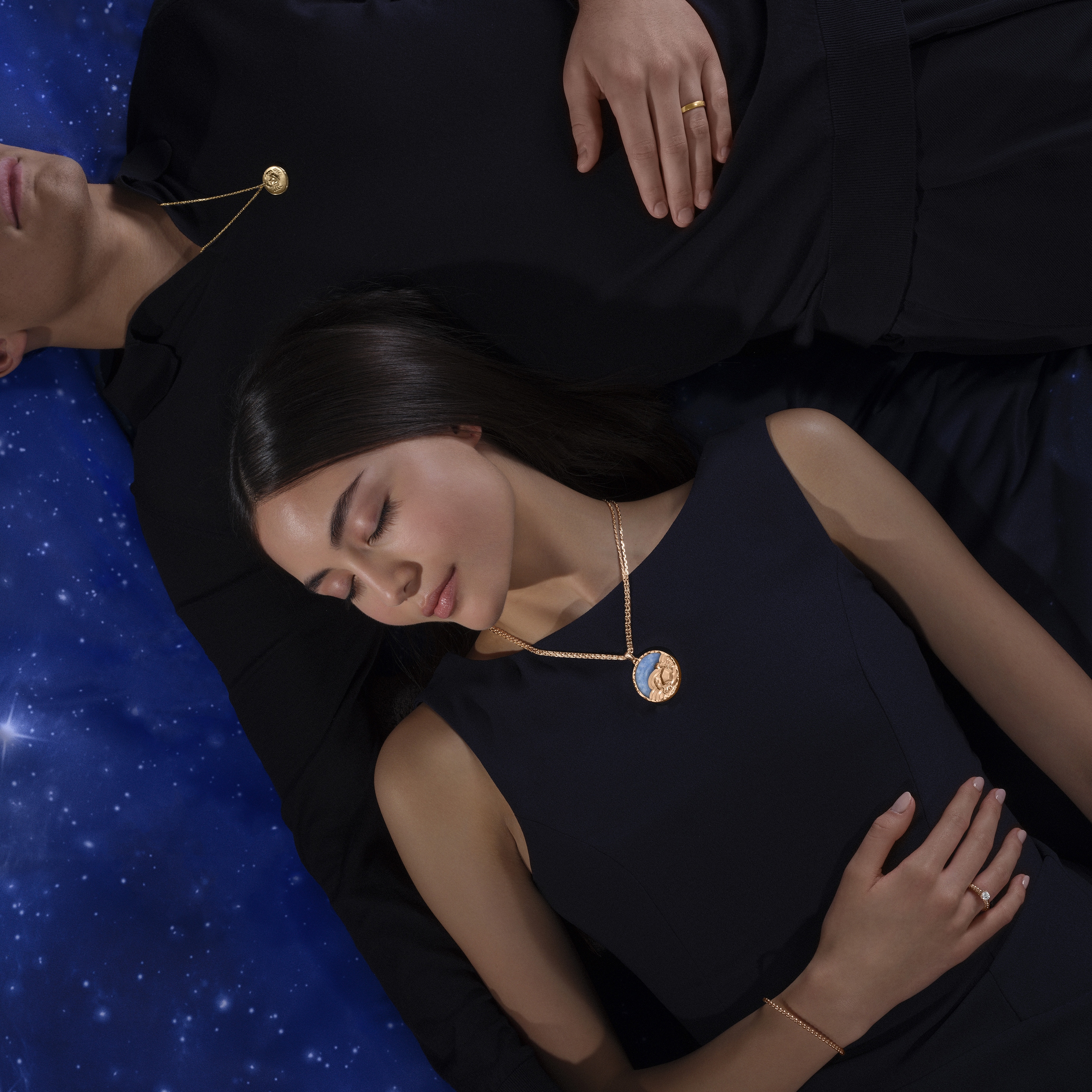 Zodiaque long necklace Cancri (Cancer), 18K rose gold, blue quartz. Zodiaque collection, Van Cleef & Arpels.   Zodiaque medal Cancri (Cancer), 18K yellow gold. Zodiaque collection, Van Cleef & Arpels.   Perlée signature bracelet, 18K rose gold. Perlée Collection, Van Cleef & Arpels.   Perlée Solitaire, rose gold, diamond. Perlée Collection, Van Cleef & Arpels.