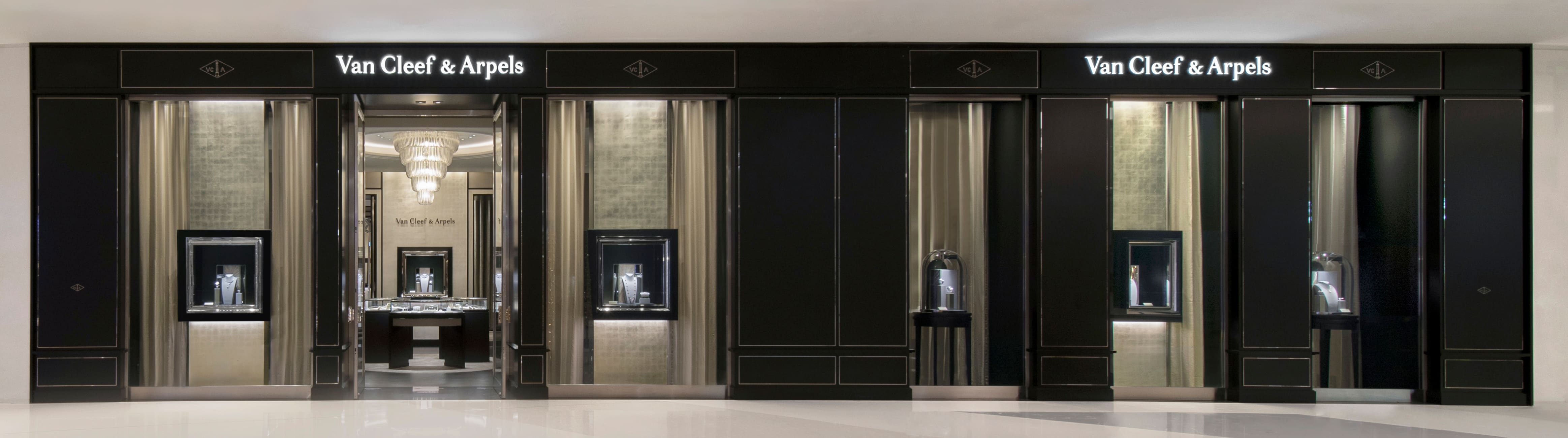 Find a boutique Van Cleef Arpels